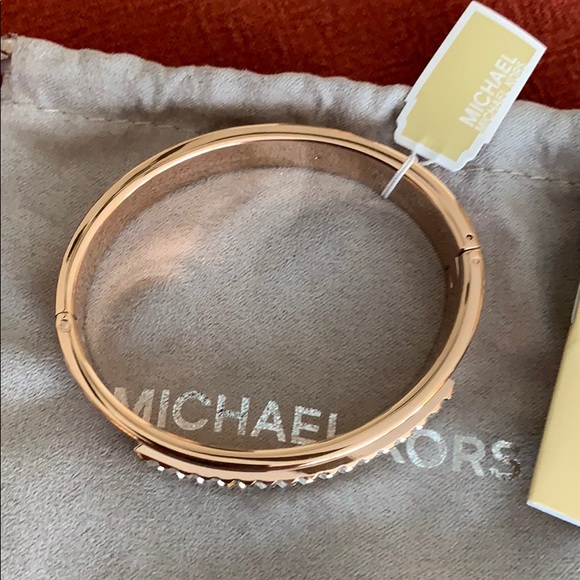 MICHAEL KORS Rose Gold Cuff with Bling! - Picture 2 of 5
